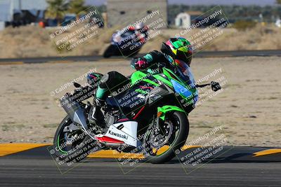 media/Dec-18-2022-SoCal Trackdays (Sun) [[8099a50955]]/Turn 4 (1pm)/